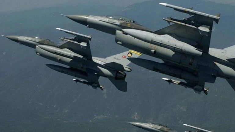 Μήπως η ώρα είναι τώρα; – Διαλυμένη η Αεροπορία της Τουρκίας – Καθηλωμένα στο έδαφος δεκάδες μαχητικά – «Κατσαπλιάδες» στα κόκπιτ των F-16